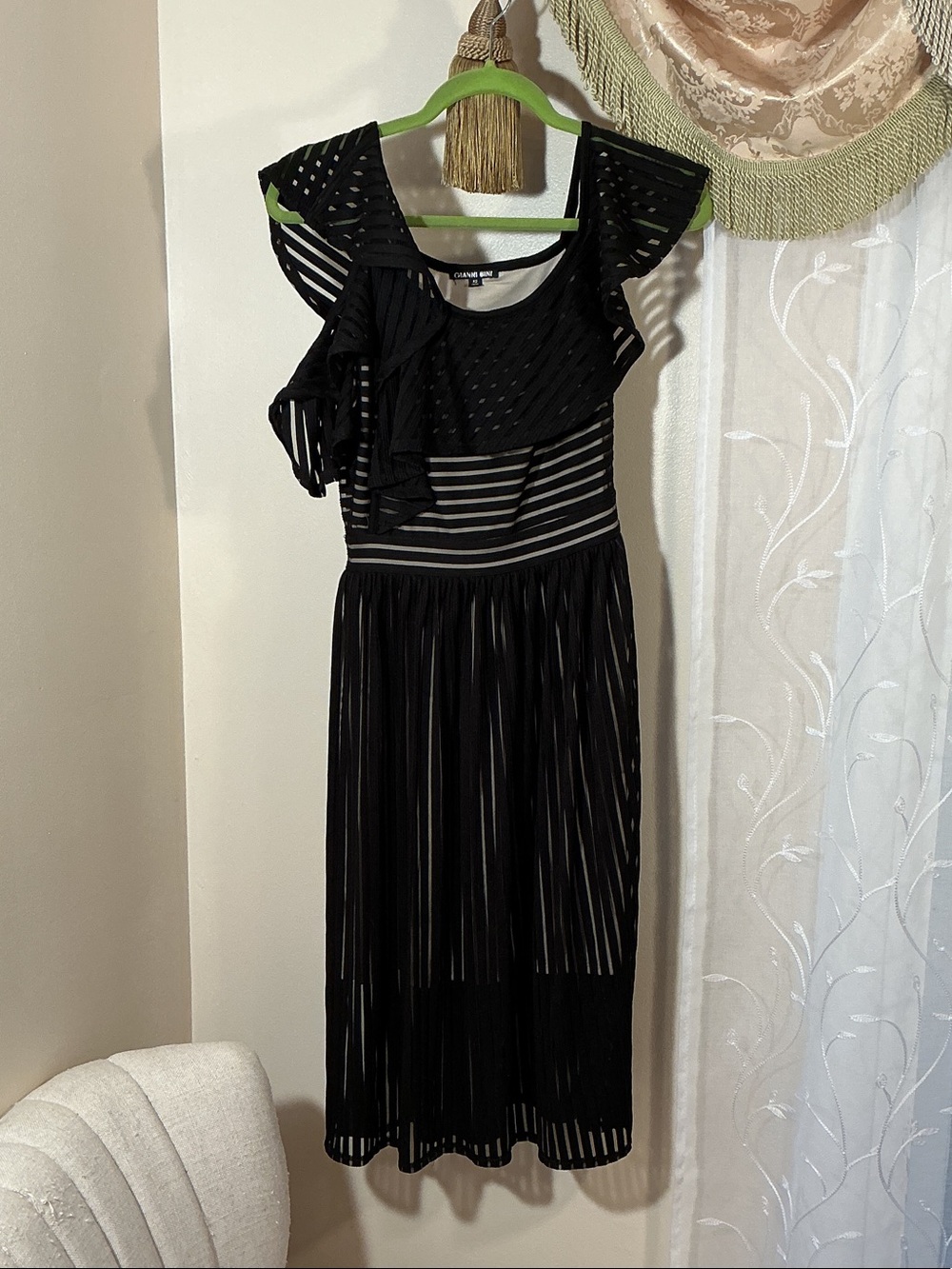 Gianni Bini Black Sheer-Stripe Tulle Lined Ruffle Midi Dress Sz XS Whimsigoth
